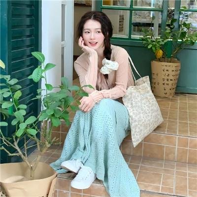 神奇的花朵 封面